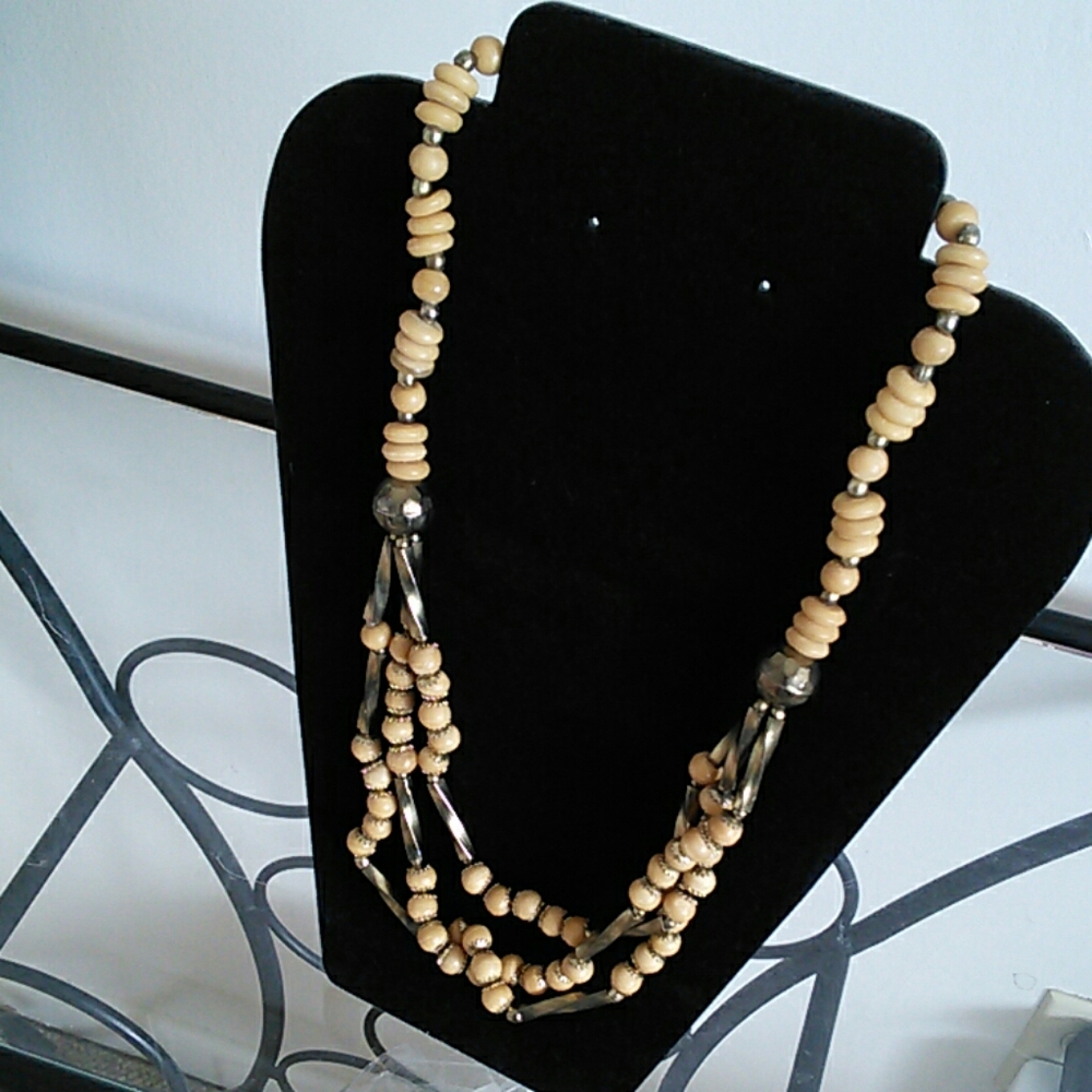 Yellow beaded necklace